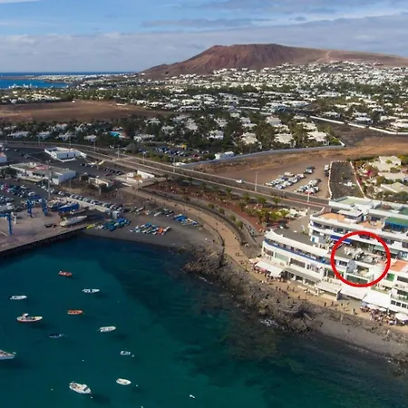 Sea Breeze Ocean View Apartamento