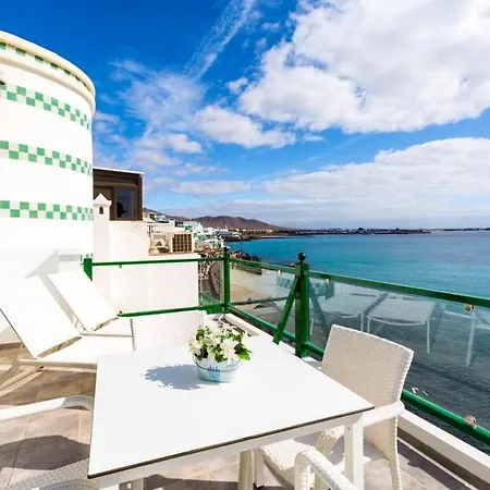 Sea Breeze Ocean View Apartment