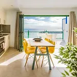 公寓 Sea Breeze Ocean View