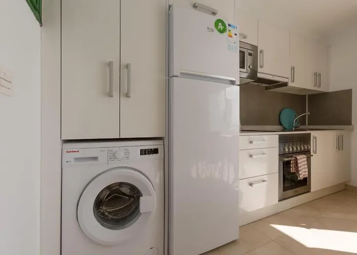 Apartment Sea Breeze Ocean View *